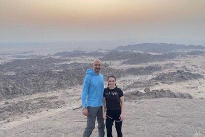 4 Hours Charming Moon Valley Hike Experience in Jeddah