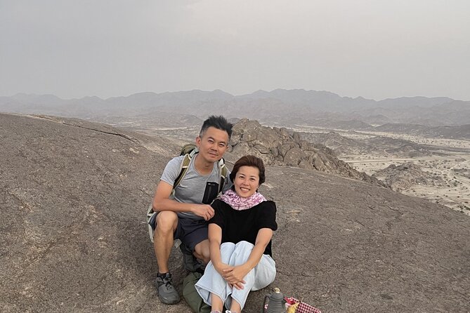 4 Hours Charming Moon Valley Hike Experience in Jeddah - Sunset, Arabic coffee, and the best pause of the day