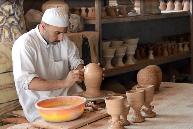 A tour in Al Ahsa the largest Oasis in the world - Hofuf craftsmen market and the Craftwork Academy
