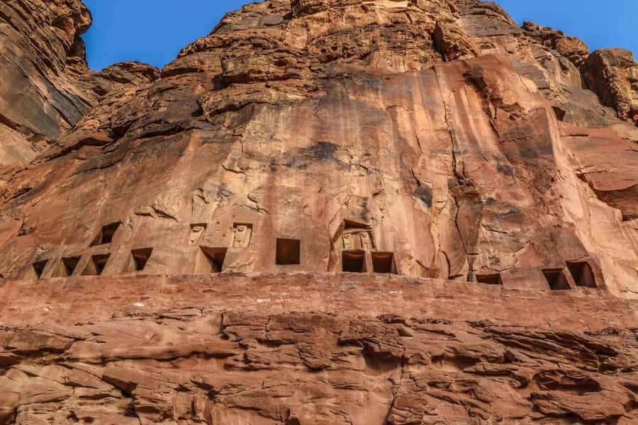 Al Ula: Dadan and Jabal Ikmah Tombs Guided Tour - Dadan’s tombs and the ancient Lihyanite kingdom