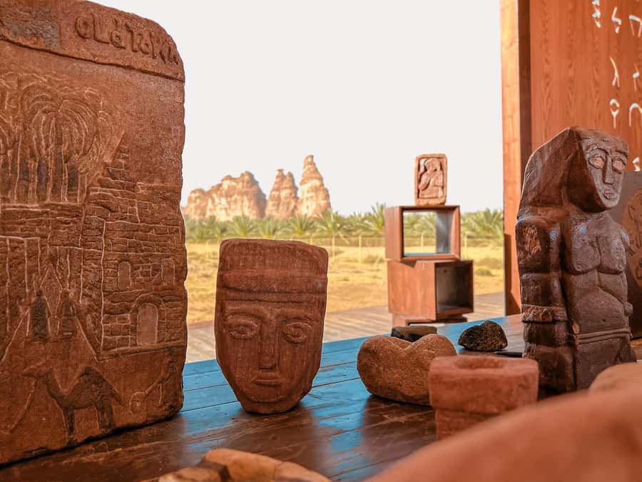 Al Ula: Dadan and Jabal Ikmah Tombs Guided Tour - Jabal Ikmah and its 300 carved inscriptions
