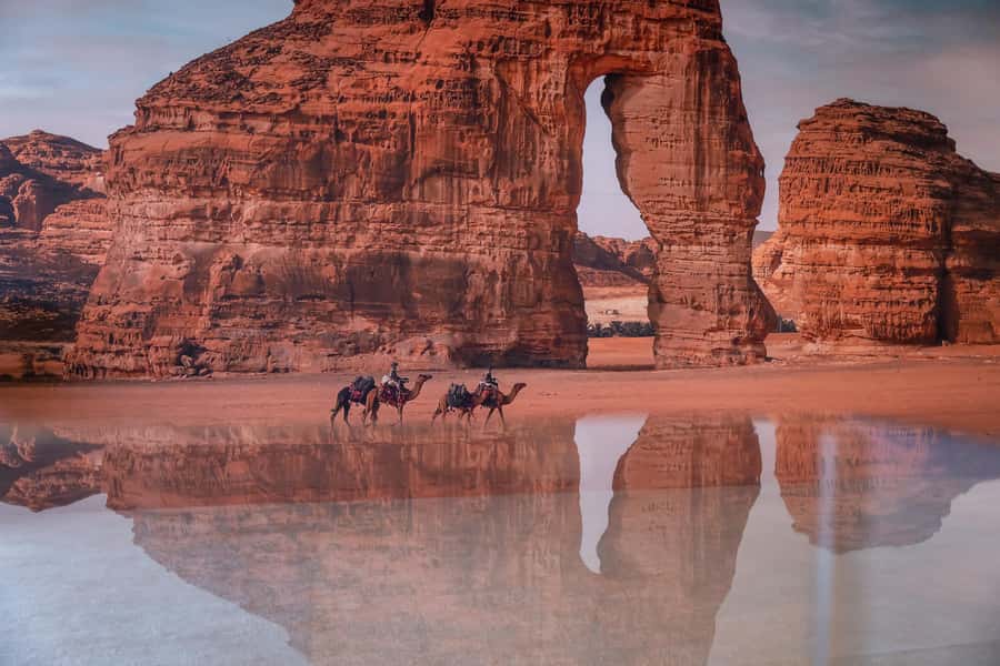 AlUla: Discover AlUla Like a Local Guided Tour - Why Hegra deserves the first look