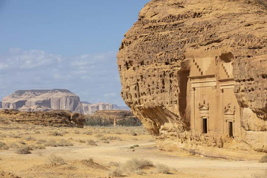 AlUla: Discover AlUla Like a Local Guided Tour - Transport details that can affect the day