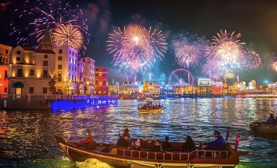 Boulevard World, Boulevard Riyadh Private Tour+Saudi Meal - Italy, France, and Mexico in one short walk