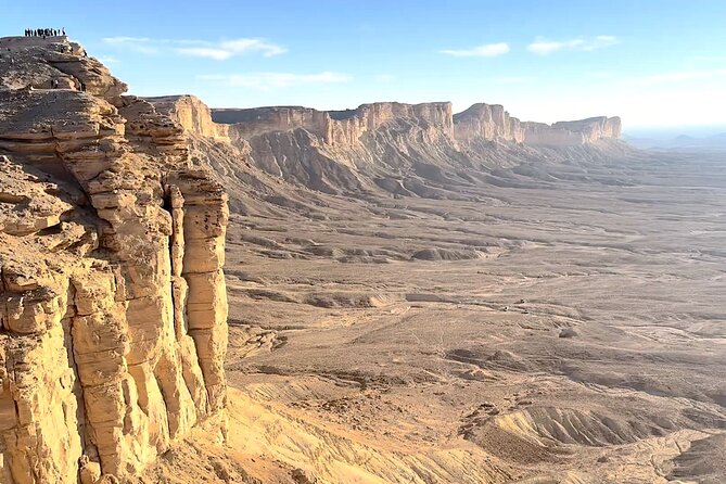 Edge of The World & Deer Reserve Off-road 4x4 Car Tour in Riyadh - Sunset, photographs, and the quietest part of the day
