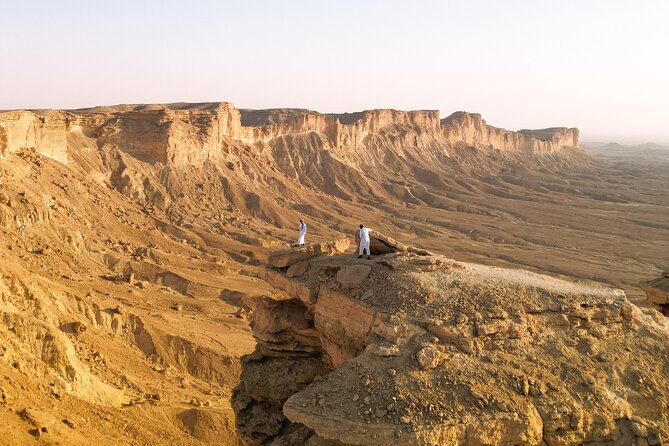 Edge of the World & Keshta in Riyadh - Crossing the Manjour Trail by 4x4