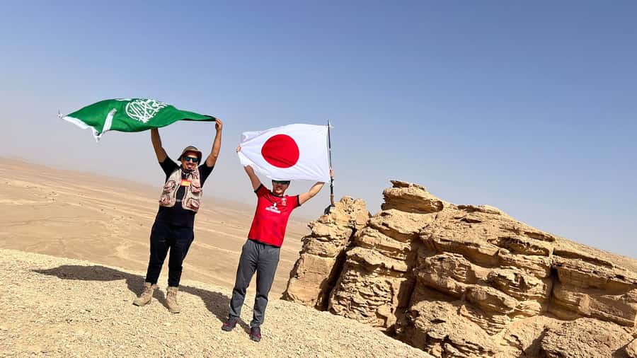 Edge of the World Top VIP Treatment with Lunch & Luxury SUV - A private start from your Riyadh hotel