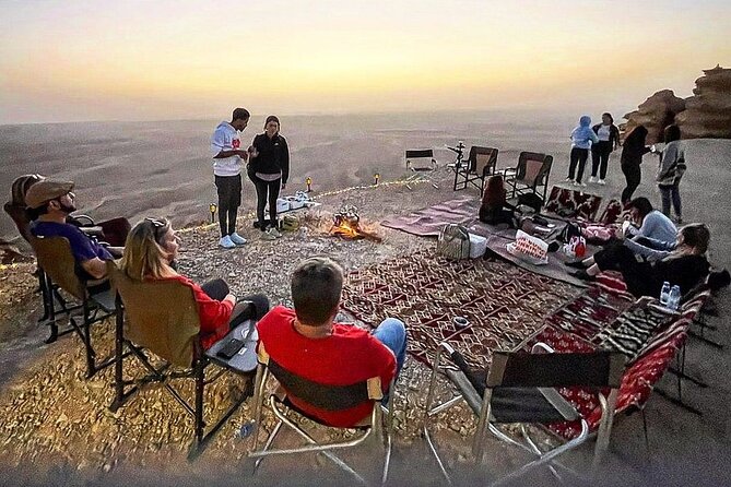 Edge of the World Tour from Riyadh Private 4x4 Car Pick up - Sunset, moonlight, and the long desert evening