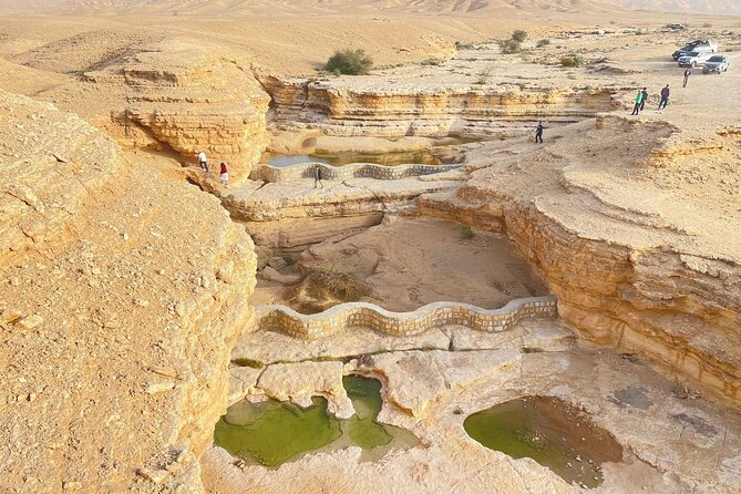Edge of the World Tour from Riyadh Private 4x4 Car Pick up - Who should book this private desert outing?
