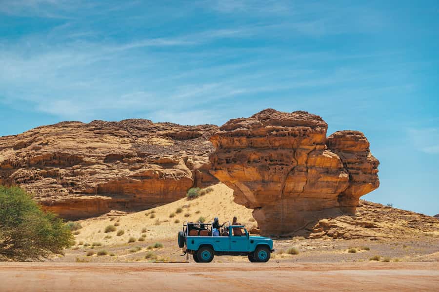 Fancy Tour of Hegra in a Vintage Land Rover - What the guides add to the visit