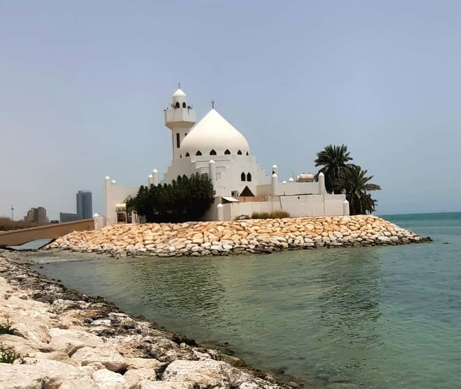 From Bahrain To Saudi Arabia - Clothing, comfort, and who should skip it