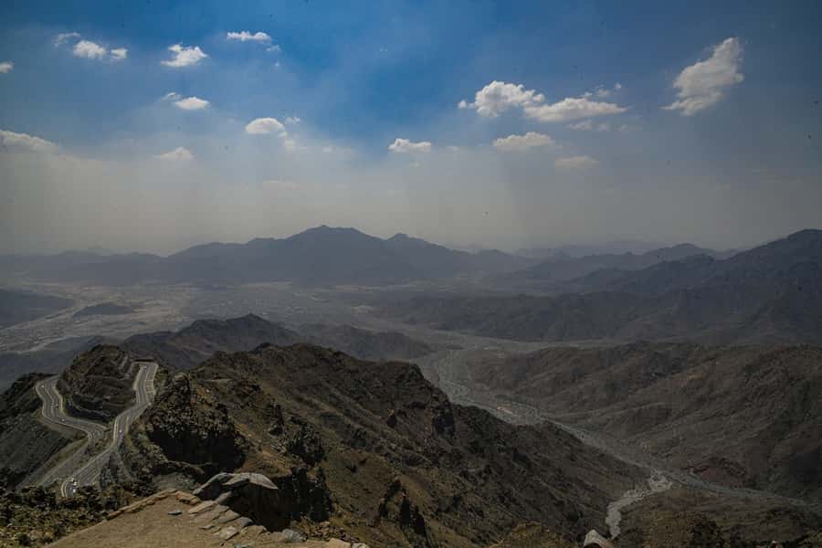 From Jeddah: Taif Exploration Tour with Lunch - Jebel Daka and the high slopes of Al Shafa