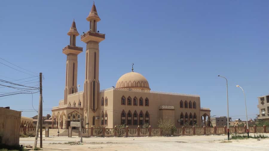 From Madinah: Half-Day Ziarah Tour - Uhud Mountain and the martyrs of the battle