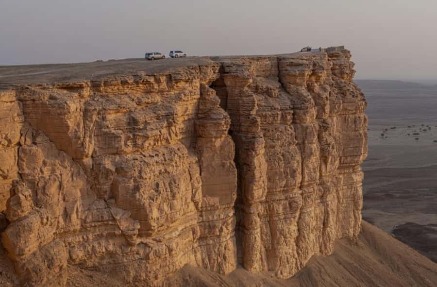 From Riyadh: Tuwaiq Mountains and Najd Plateau Day Trip - Who will enjoy this six-hour outing