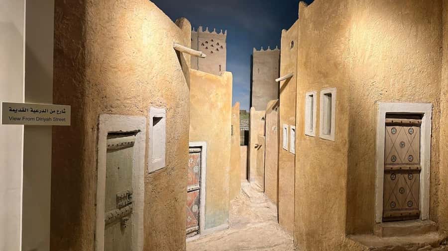 Half Day in Riyadh, Almasmak, National Museum, Kingdom Tower - Kingdom Centre Tower and modern Riyadh