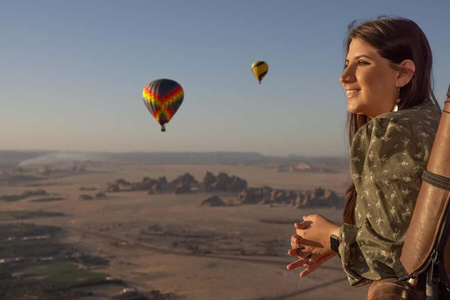 Hegra Al Ula: Sunrise Hot Air Balloon Flight - Key points to know before you book
