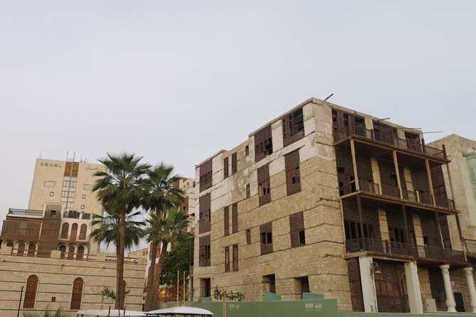 Historic District Tour in Jeddah by a Local Guide - Al-Shafei Mosque, one of the old town’s oldest places of worship