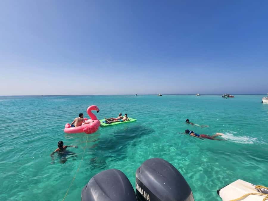 Jeddah: Bayada Leisure Boat Trip with Snorkeling - Setting out from Al-Haddad Scuba