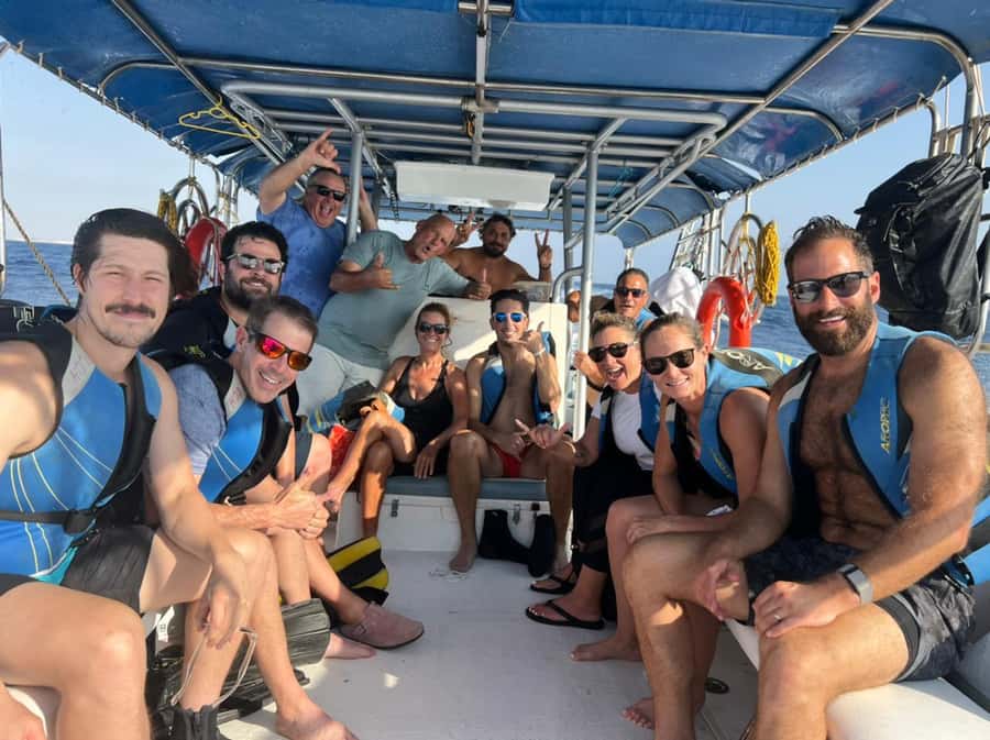 Jeddah: Bayada Leisure Boat Trip with Snorkeling - The first reef: larger coral, rougher water