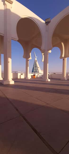 Jeddah: City tour include old Jeddah OR Safari - The Floating Mosque and the Red Sea view