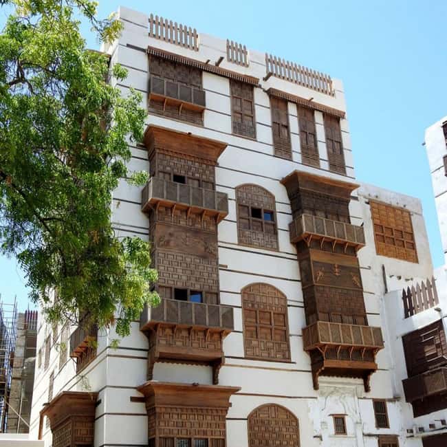 Jeddah: Guided Tour of the Old City Al-balad - The Floating Mosque and the northern Corniche
