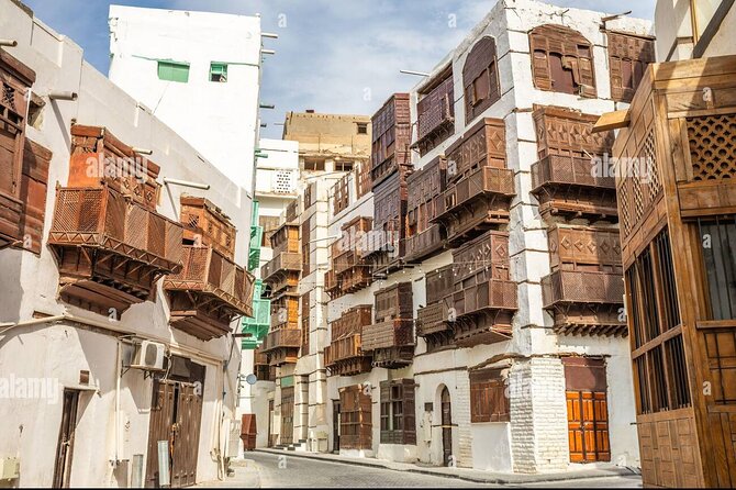 Jeddah Heritage Tour Unveiling History and Culture - Museums, snacks, and time to ask questions