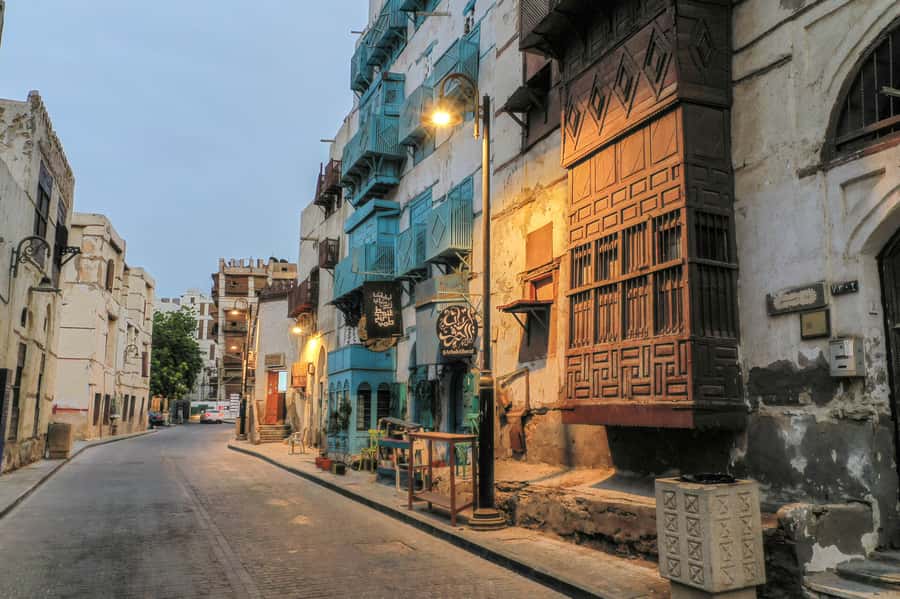 Jeddah: Jeddah Heritage Chronicles Tour with optional lunch - Seeing Jeddah in One Long Day