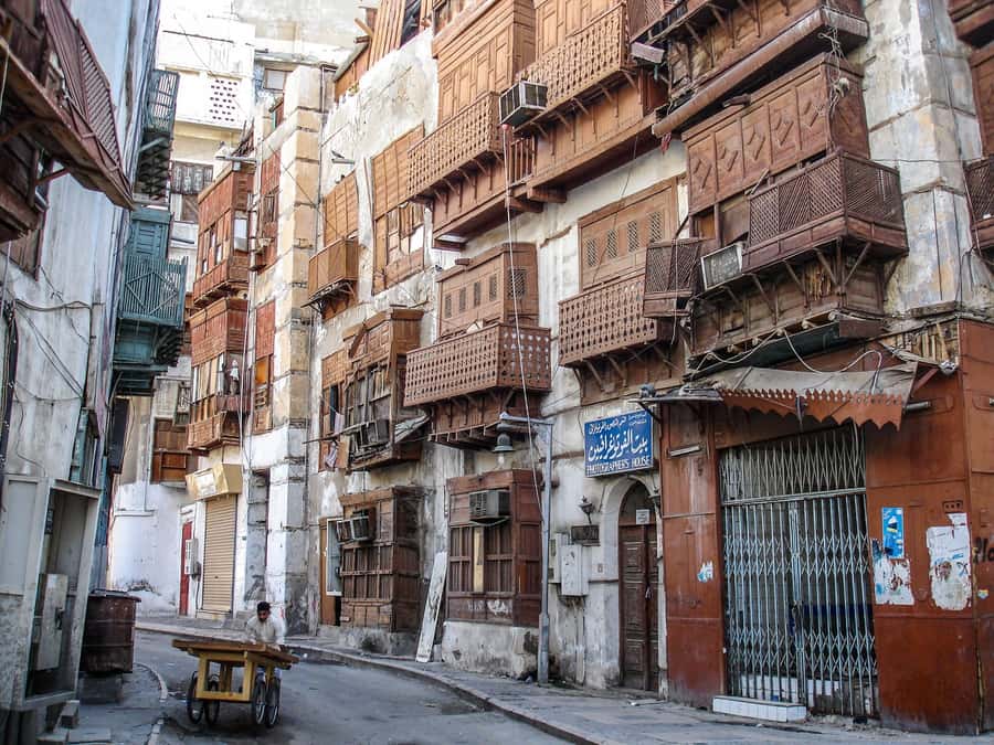 Jeddah: Jeddah Heritage Chronicles Tour with optional lunch - Walking Al-Balad, the Historic Heart of Jeddah