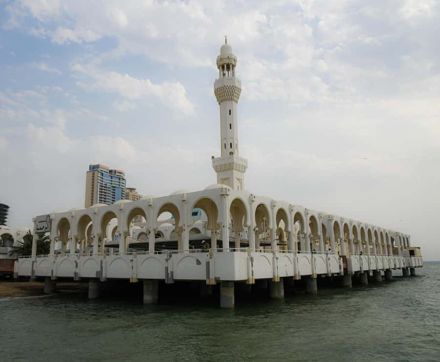 Jeddah : Jeddah’s Traditional Tour - Jeddah Waterfront and SuperDome photo stop