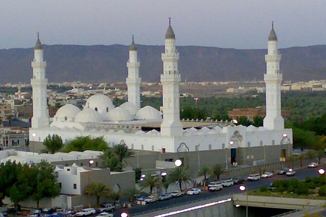 Madinah Ziyarats (Private tour) - Masjid al-Qiblatayn and the Change in Prayer Direction