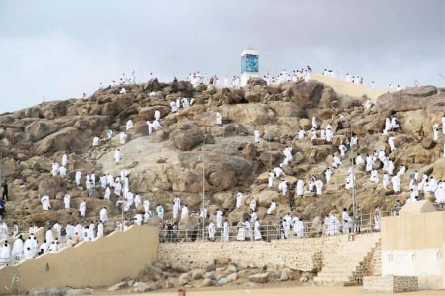 Mecca: Holy Sites Private Tour - Guide language and the level of explanation