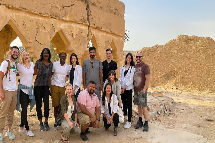 Riyadh: Edge of the World Private Guided Tour with dinner - Sunset, Fire, Coffee, and Dinner