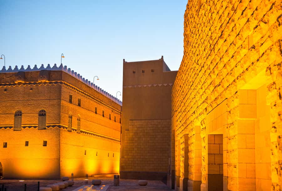 Riyadh: Historical City Full-Day Guided Tour with Transport - A six-hour route through Riyadh’s old royal quarter