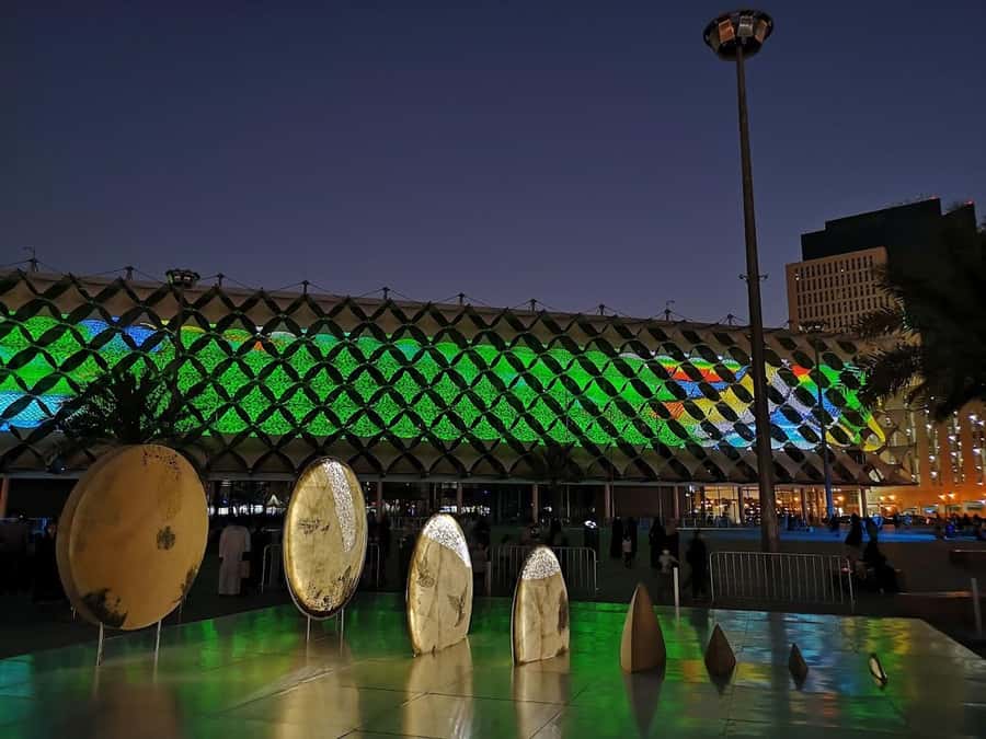 Riyadh: King Fahad National Library Guided Tour - What the two-hour route gives you
