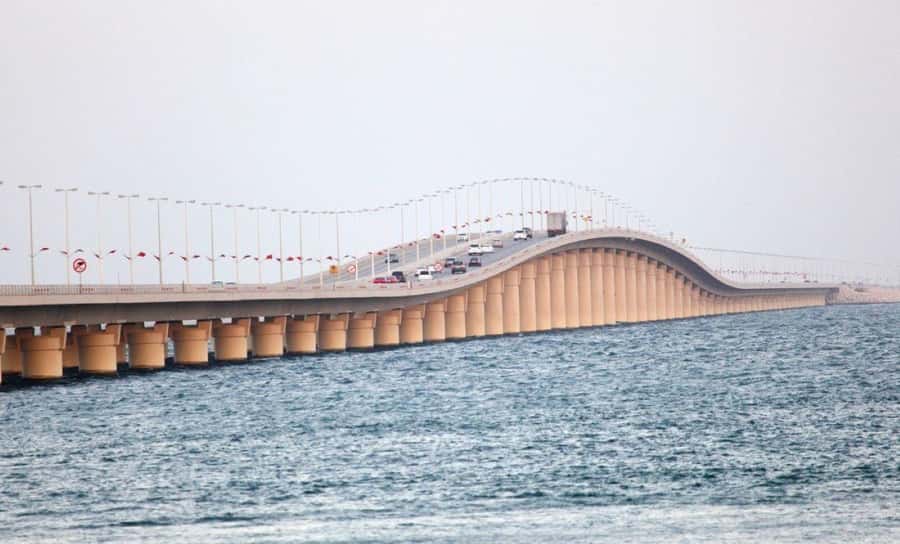 Saudi Arabia Tour from Bahrain including Traditional Meal - Ithra, Dammam’s modern cultural landmark