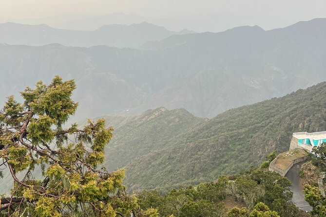 Sawda Mountains Hiking Trail - Why Sawda feels different from the Saudi Arabia you expect