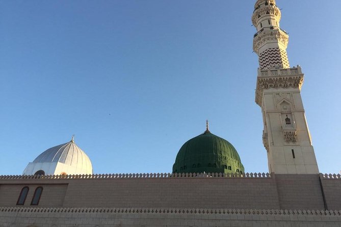 Umrah Guide - How much value do you get for $129.49?